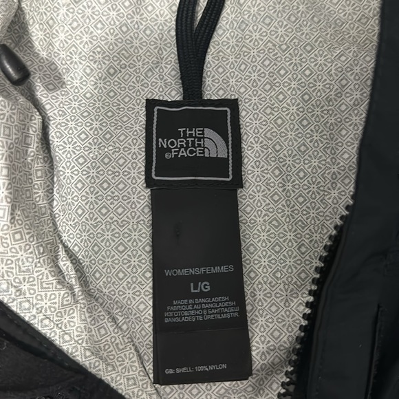 womens north face hyvent size large - Picture 2 of 3
